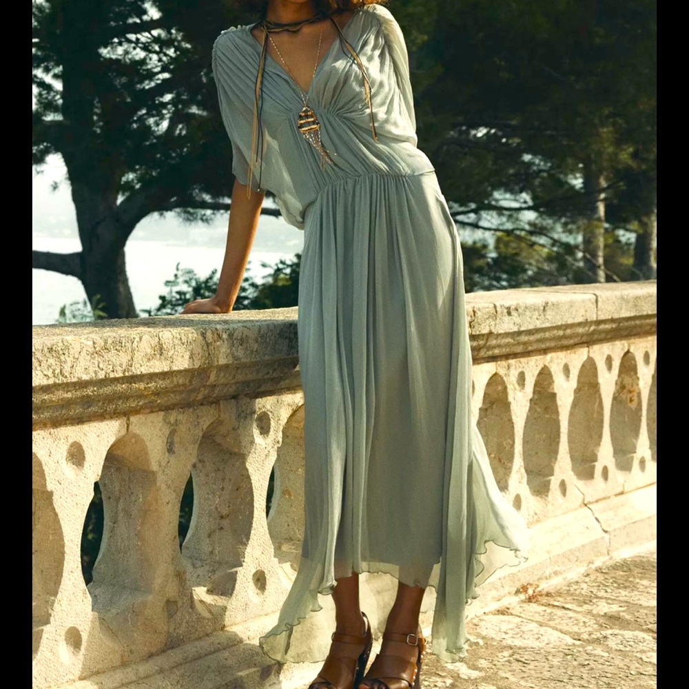 ZARA - Scalloped  Light Green Maxi Dress